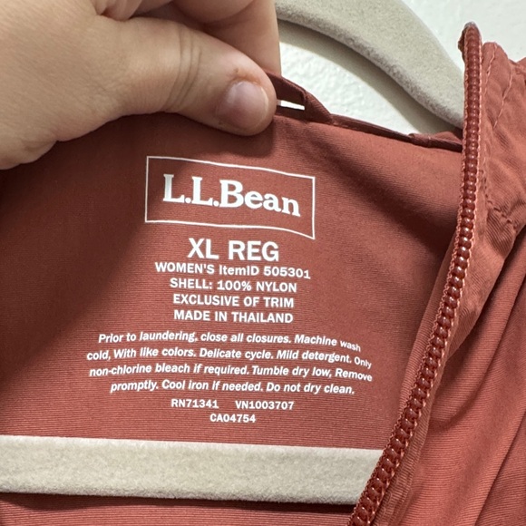 L.L.Bean Mountain Classic Anorak - Picture 5 of 6